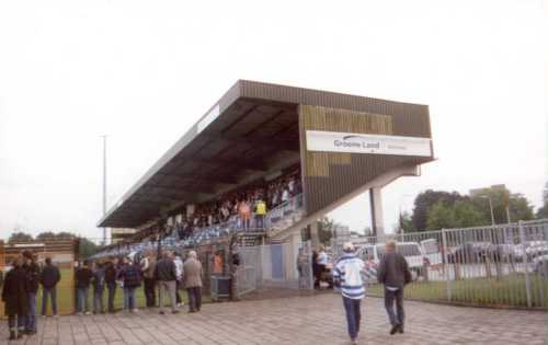 Oosterenk Stadion - Einzeltribüne