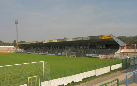 Stade de la Neuville - Gegentribüne