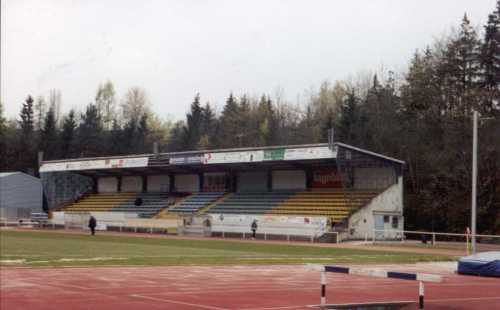Stade Emile Mayrisch - Tribüne