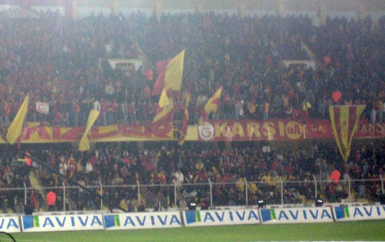 Ali Sami Yen Stadi - Heimfans