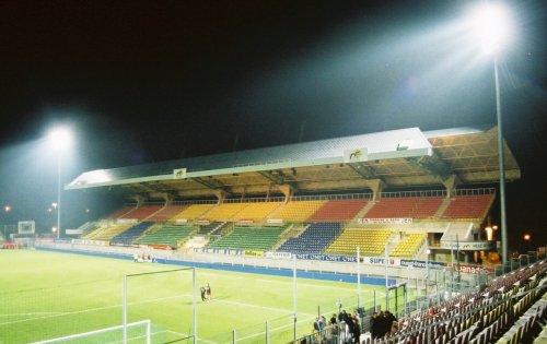 Stade Omnisports Leon Bollee - Gegenseite