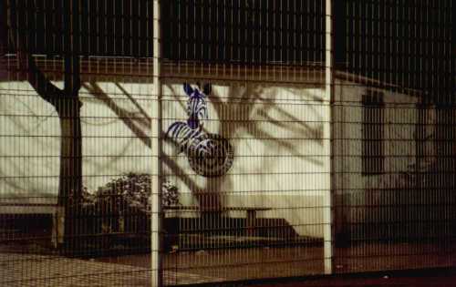 BZA Westender Stra&szlig;e Nebenplatz (Asche) - Gesch&auml;ftsstelle(?)