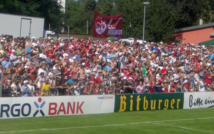 Karl-Heitz-Stadion