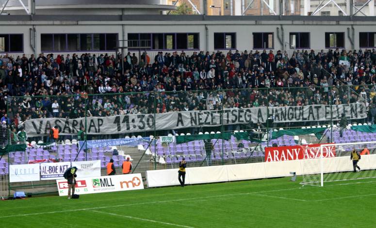 Szusza Ferenc-Stadion - Transparent Fradi